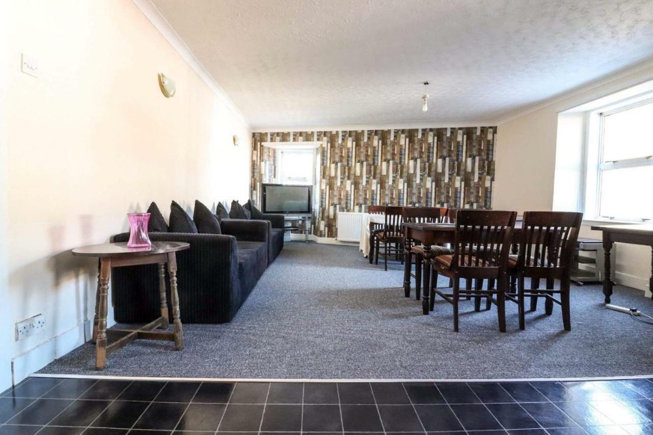 The Bridge Inn Tillicoultry Exteriör bild
