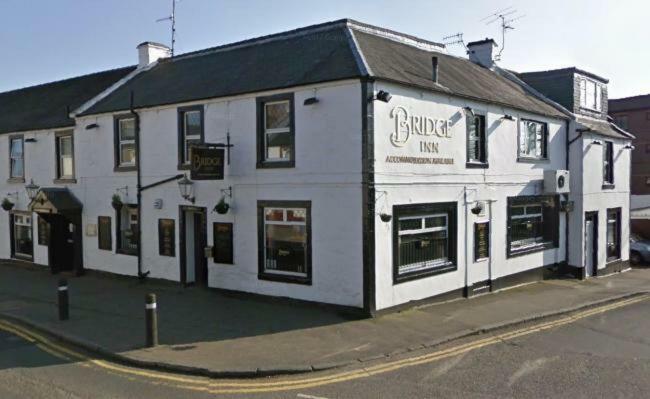 The Bridge Inn Tillicoultry Exteriör bild